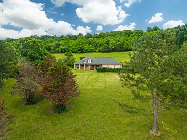 15480 Columbia Hwy, Lynnville, TN 38472