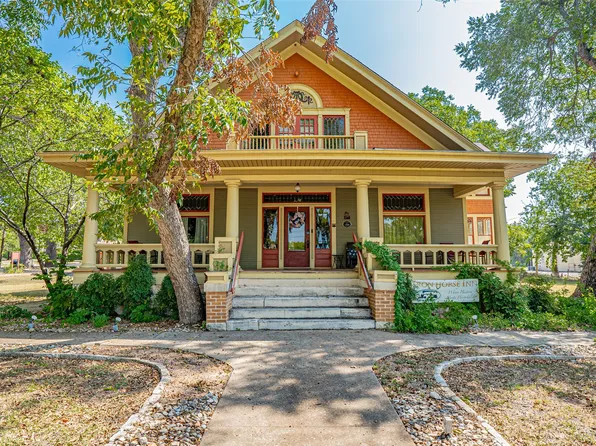 616 Thorp Spring Rd, Granbury, TX 76048