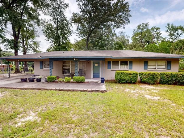 1001 Fairlane Dr, Dothan, AL 36301