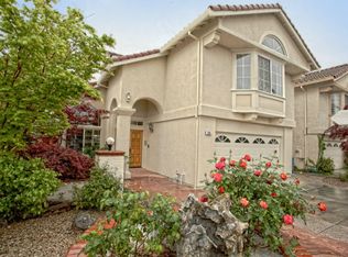 208 Silverlake Dr, Milpitas, CA 95035