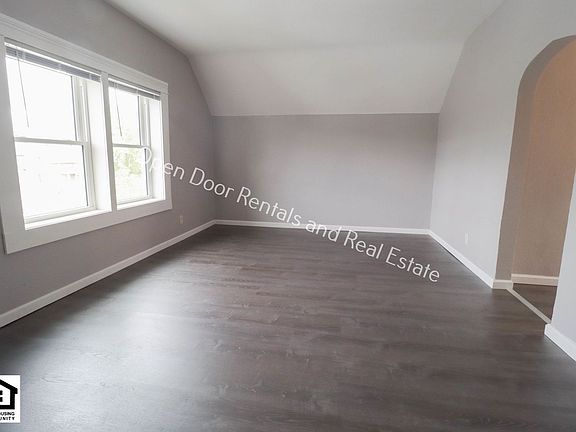 4th image of 302 S Walsh St #2B-1BA-1012SQFT