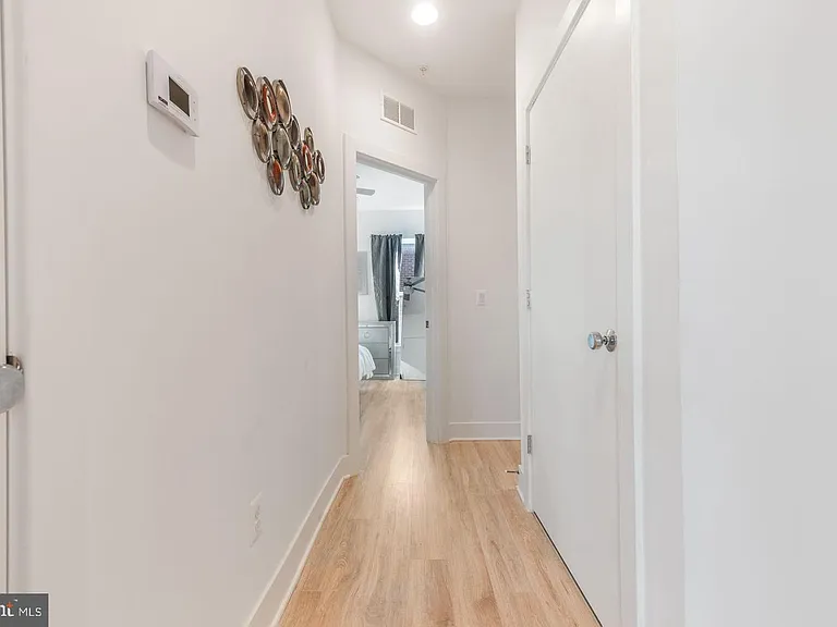 317 Riggs Park Pl NE — Photo 16