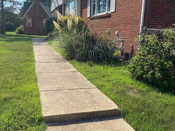 2nd image of 3111 Ritchie Rd