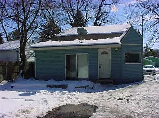 2nd image of 948 Reo Rd