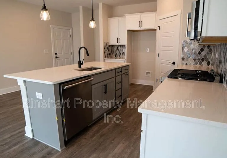 515 Harjo Dr — Photo 10