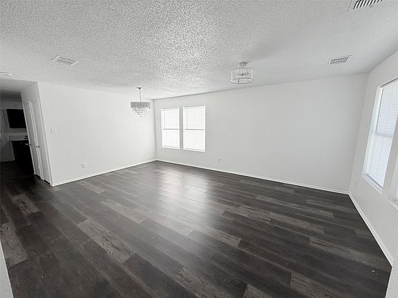 5th image of 1212 Rambling Brook Trl
