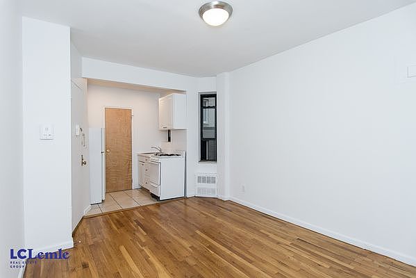 1st image of 305 E 78th St APT 4RW