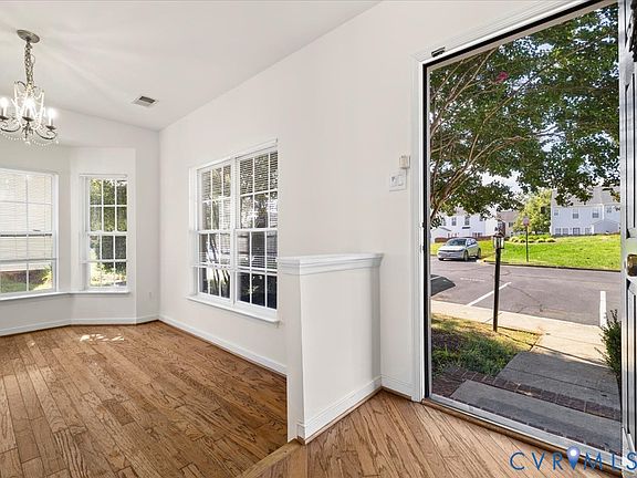 2nd image of 1107 Magnolia Pointe Blvd