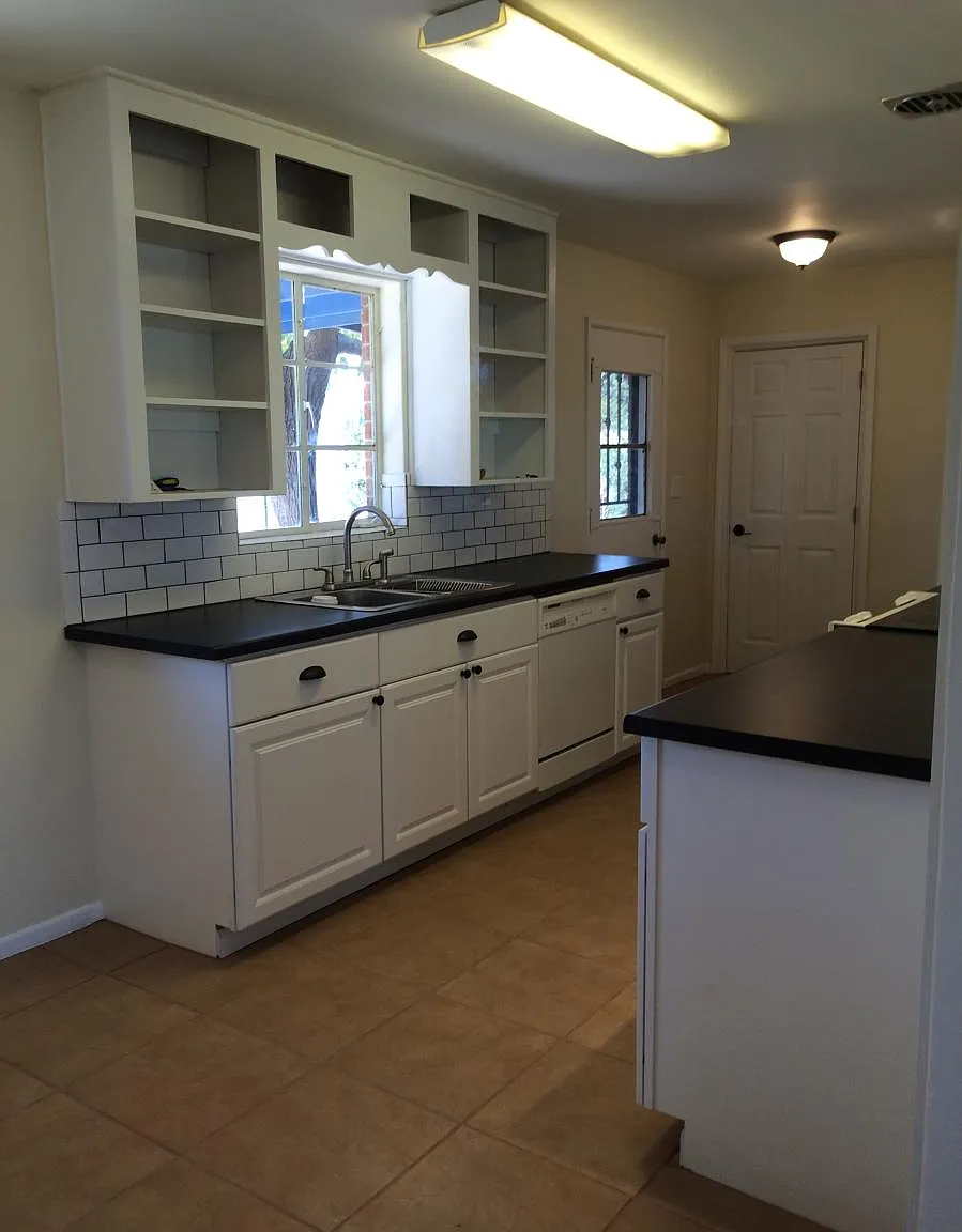 3 bed, 1.5 bath, 1150 sqft, $1,500 — Photo 3
