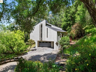 6766 Armour Dr, Oakland, CA, 94611
