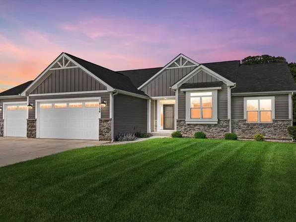 9154 Creekside CIRCLE, Pleasant Prairie, WI 53158