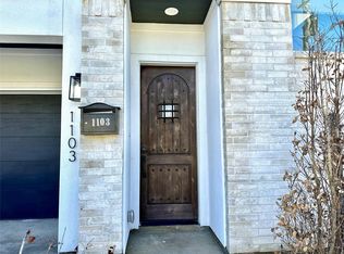 1103 Ruthven St, Houston, TX 77019