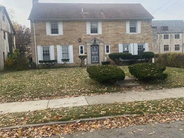 19005 Birchcrest Dr, Detroit, MI 48221