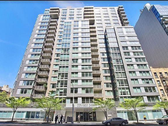 5th image of 225 E 34th St APT 11C