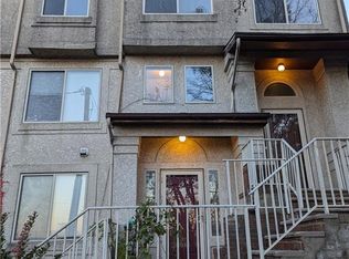 403 N Lafayette Rd #403, Metuchen, NJ 08840