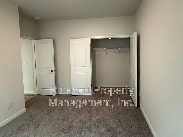 328 Ginsberg Rd — Photo 14