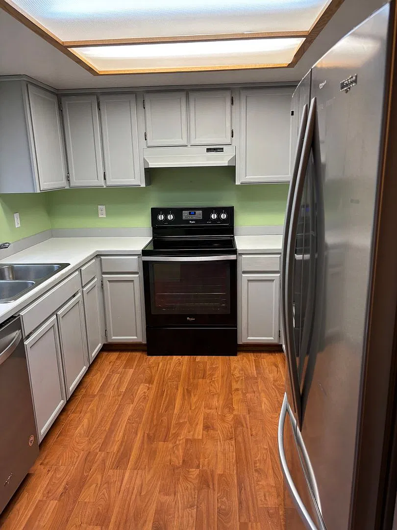 11426 duplex — Photo 2