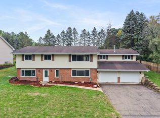 1435 56th St E, Inver Grove Heights, MN 55077