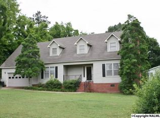 2320 Jordan Mill Rd, Guntersville, AL 35976