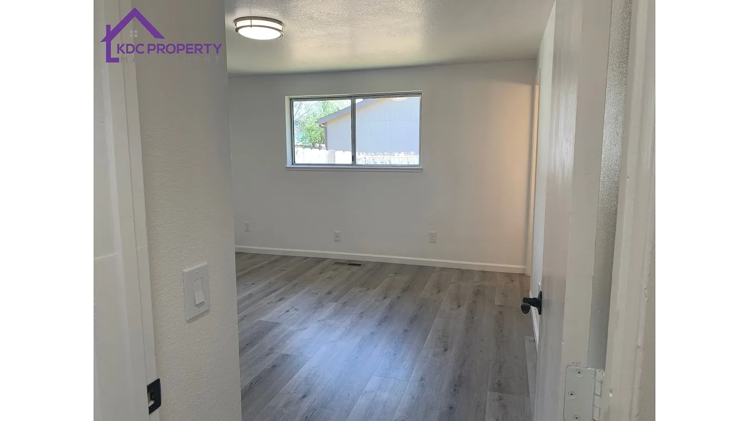 2561 Brookside Way photo 1