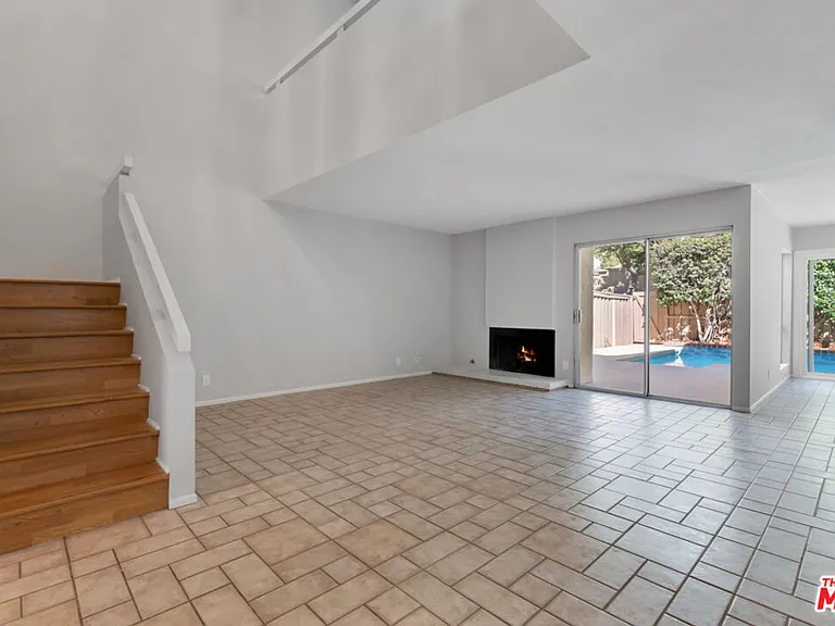 603 Racquet Club Ln — Photo 9