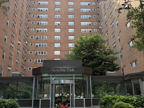 4960 N Marine Dr APT 1212, Chicago, IL 60640
