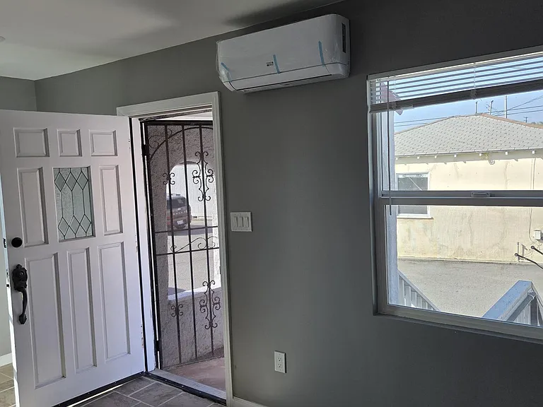 4010 Rockwood St #3/4 — Photo 14