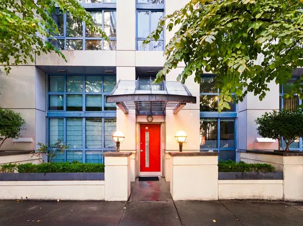 1238 Seymour St #106, Vancouver, BC V6B 6J3