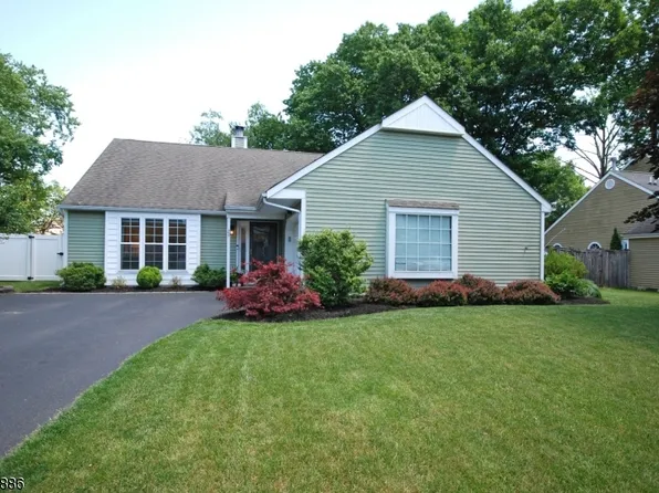 20 Susquehanna Trl, Branchburg Twp., NJ 08876