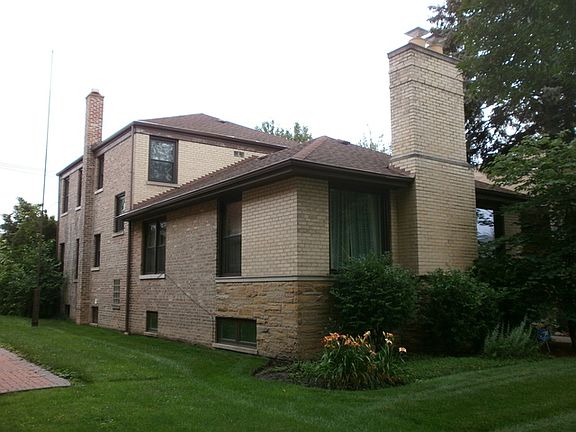 2nd image of 2538 W Farwell Ave