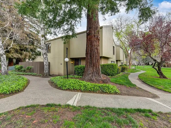 2276 Swarthmore Dr, Sacramento, CA 95825