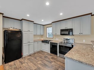 6126 Calvin Potts Rd, Primm Springs, TN 38476