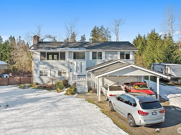 3rd image of 10125 136th Ave NE