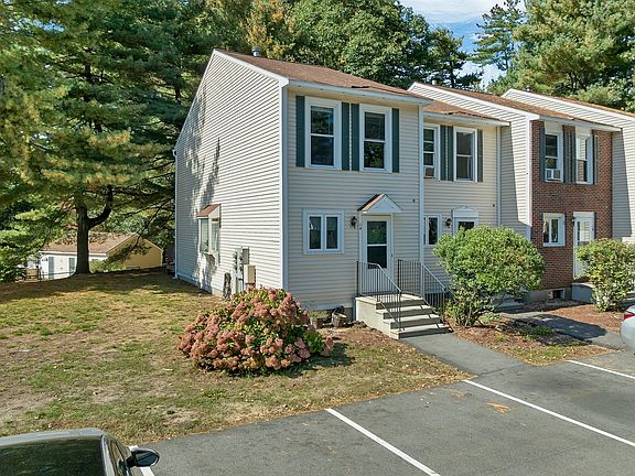 2nd image of 14 Shelburne Rd