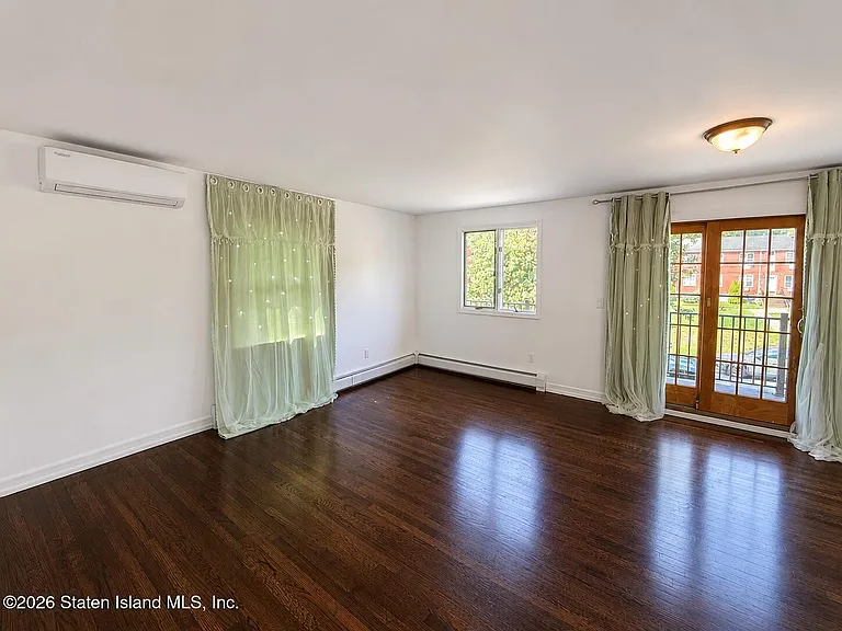 19 Hillcrest Ave — Photo 5