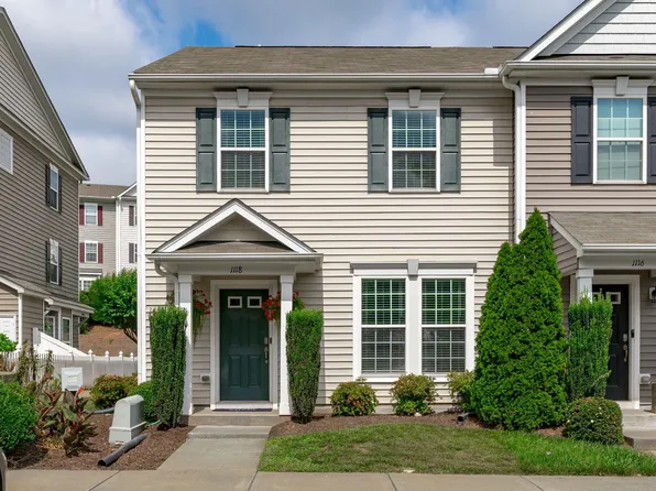 1118 Renewal Pl, Raleigh, NC 27603