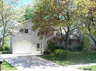 325 Folkstone Way, York, PA