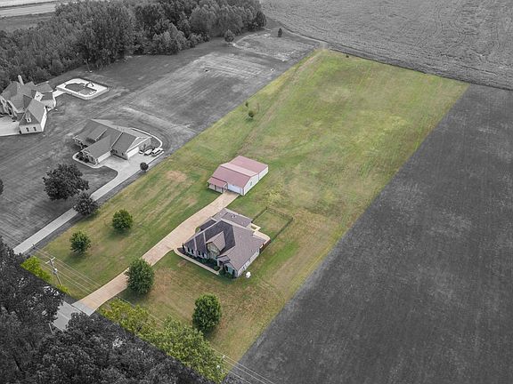 3rd image of 8895 Gragg Rd