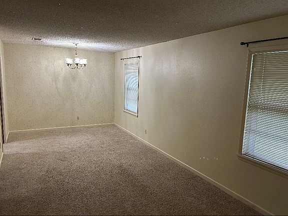 5th image of 1020 E McGregor Dr