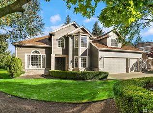 4527 Country Club Dr NE, Tacoma, WA 98422