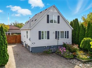 39 Clayburn Ave, Saint Catharines, ON L2P 2T8