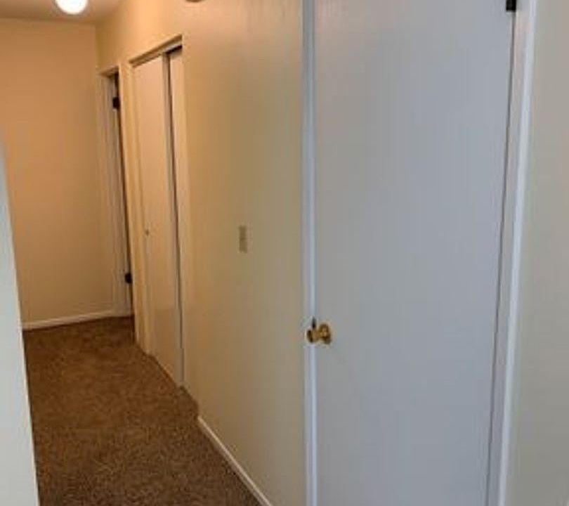 Building Photo 5