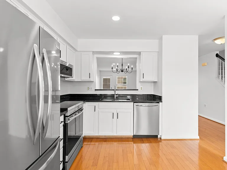 219 Frazer Dr — Photo 37