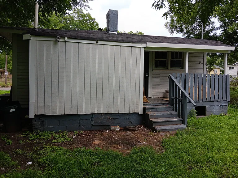 352 Court E — Photo 12