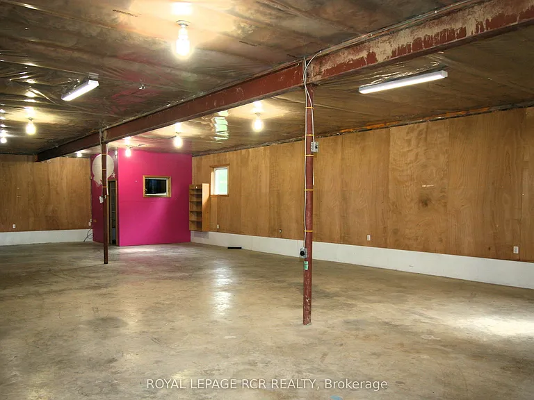 428 Main St W #LOWER — Photo 4