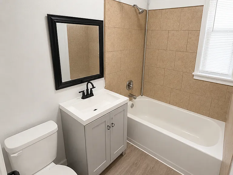 1054 Virginia Ave — Photo 4