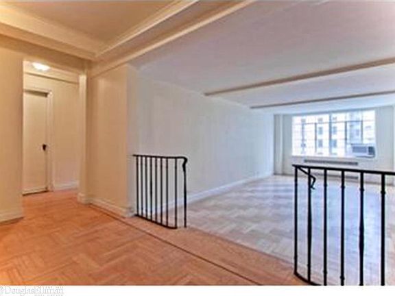 3rd image of 110 E 87th St APT 8C