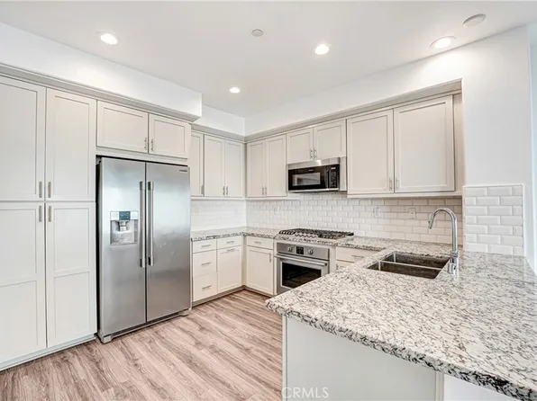 572 E Imperial Ave, El Segundo, CA 90245