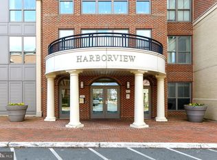485 Harbor Side St APT 706, Woodbridge, VA 22191