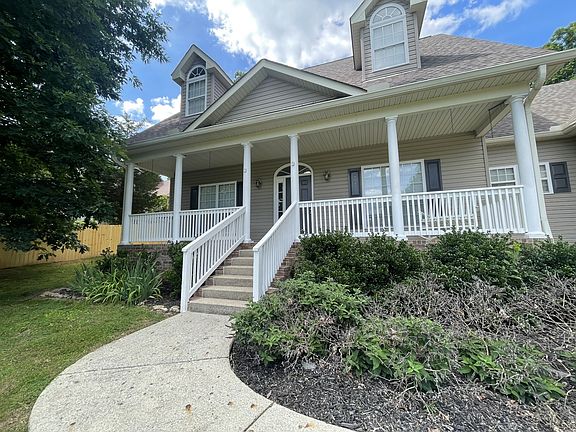 5th image of 545 Red Fox Dr